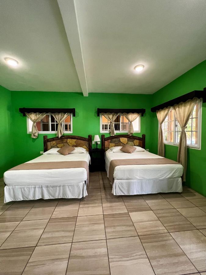 Hotel Pazifico En Monterrico Dış mekan fotoğraf