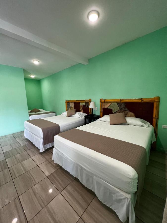 Hotel Pazifico En Monterrico Dış mekan fotoğraf