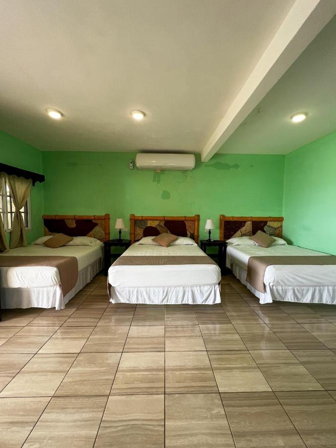 Hotel Pazifico En Monterrico Dış mekan fotoğraf